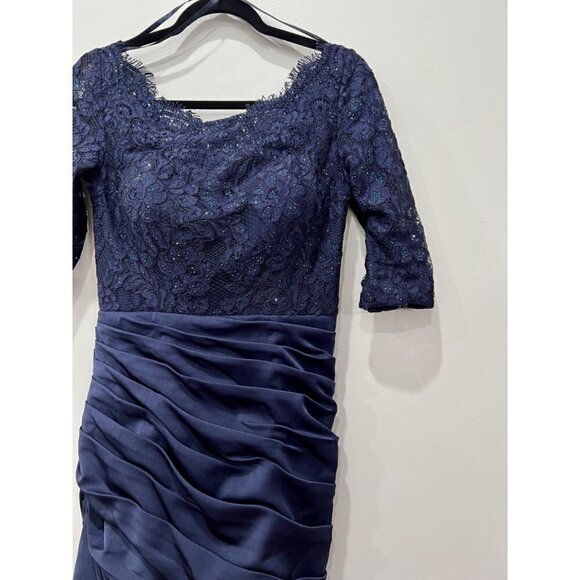 New LA FEMME Sparkle Lace Trumpet Gown Navy Size 4, Special Occasion MSRP $608 - Picture 3 of 12